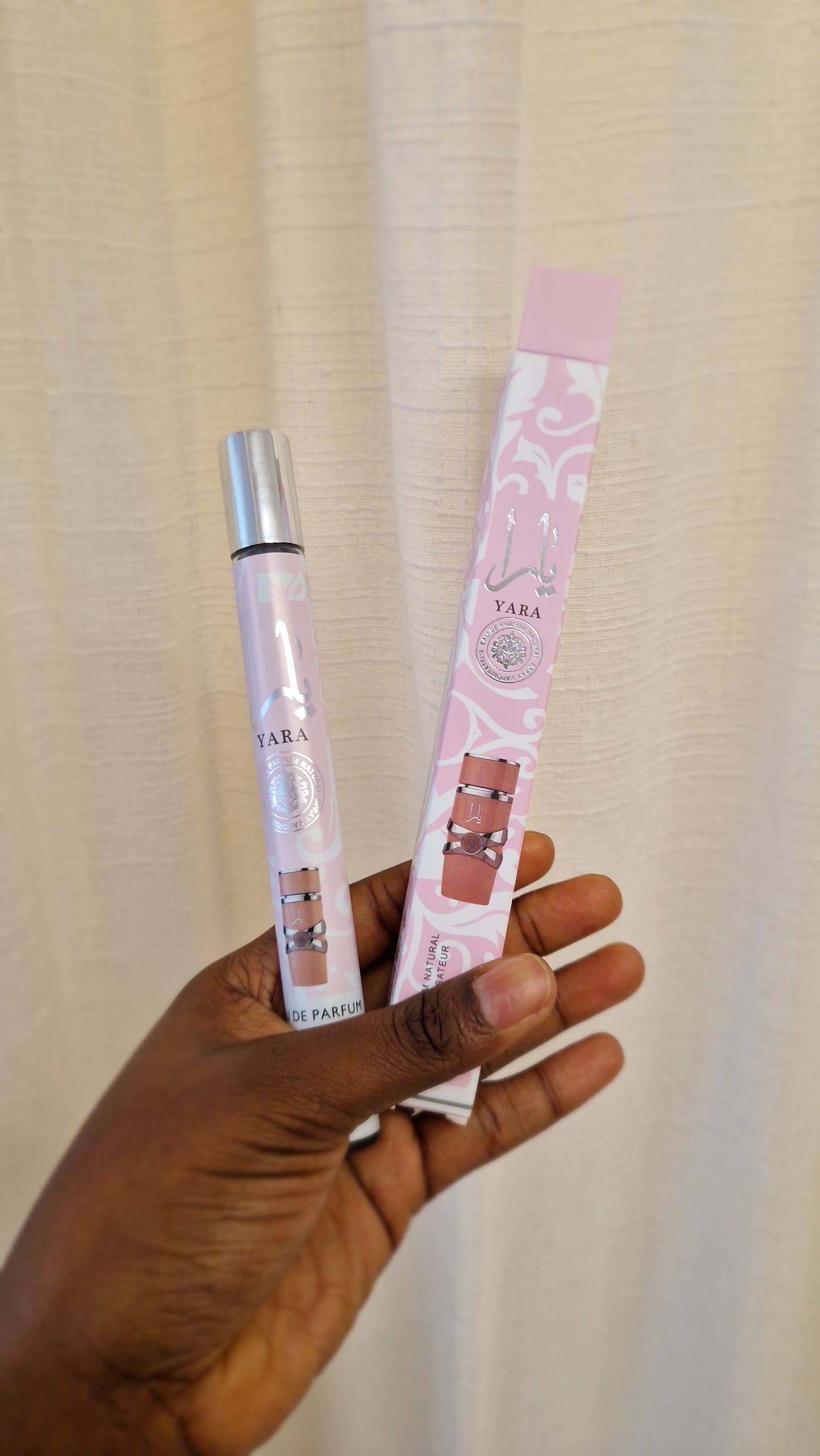 Parfum Yara rose pâle